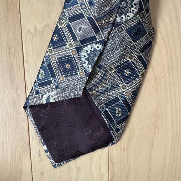 Christian Dior Tie – Blue Paisley Print, 100% Silk - Picture 8 of 8